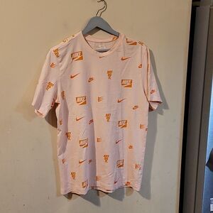 Nike tee top large